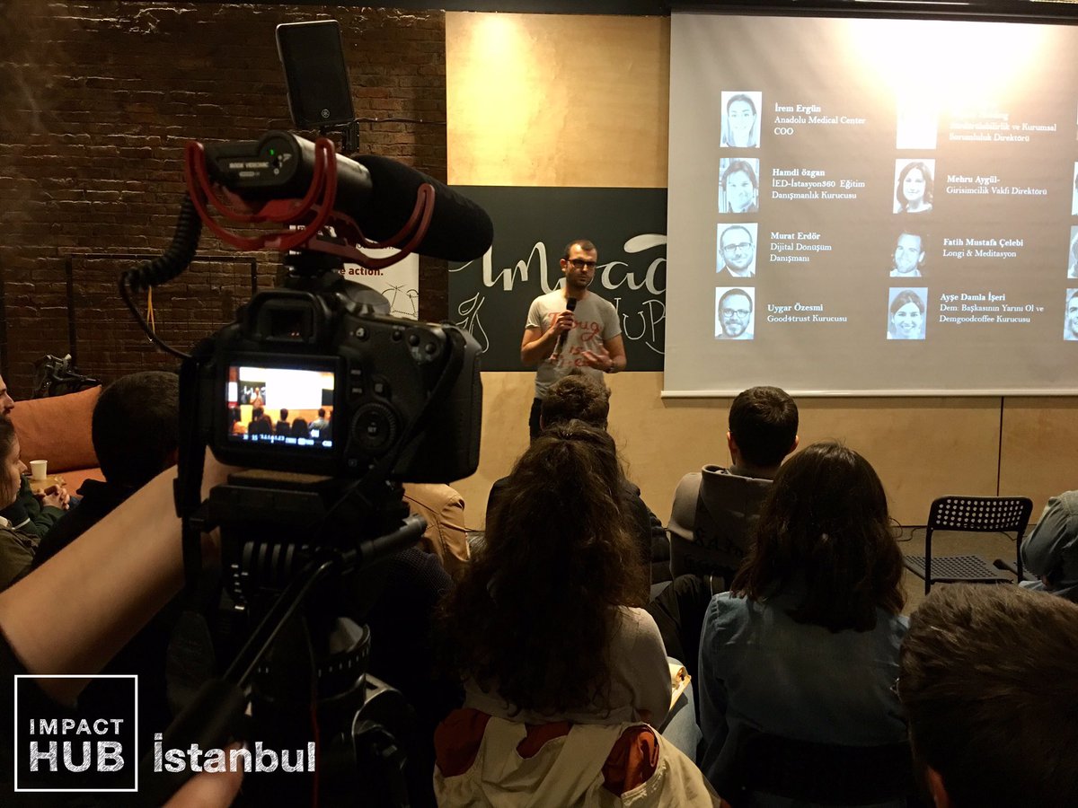 .<a href="/EvrekaCo/">Evreka</a> 'nun kurucu ortaklarından <a href="/BerkayAkcora/">Berkay Akcora</a> akıllı çöp toplama sistemleri üretiyor ve soruyor "@mehruaygul gibiler klonlanabilir mi?"