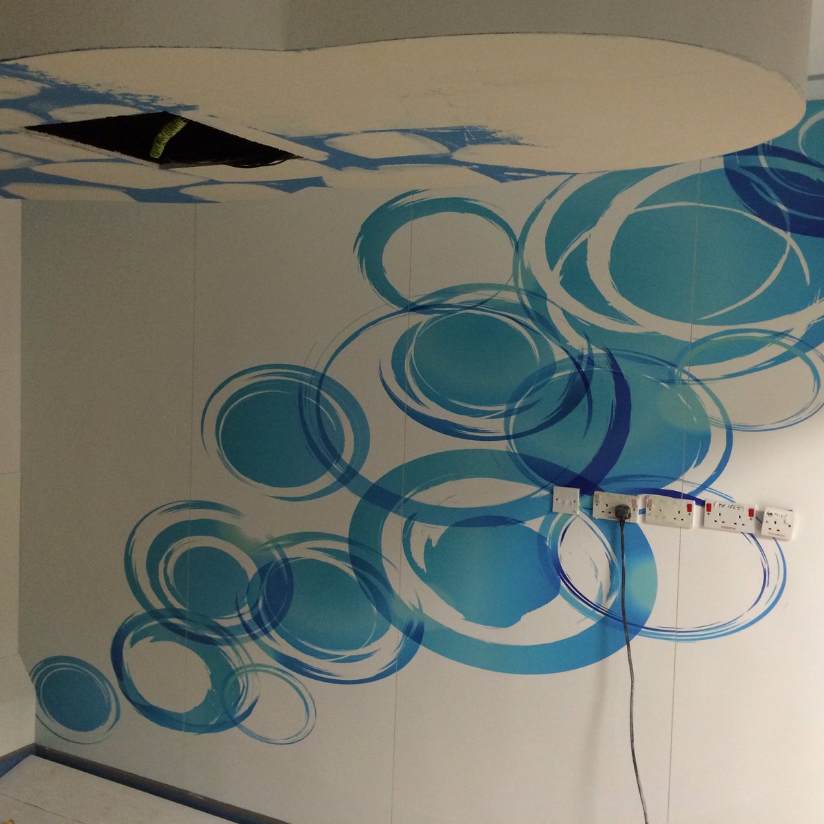 kbcladding's tweet image. 