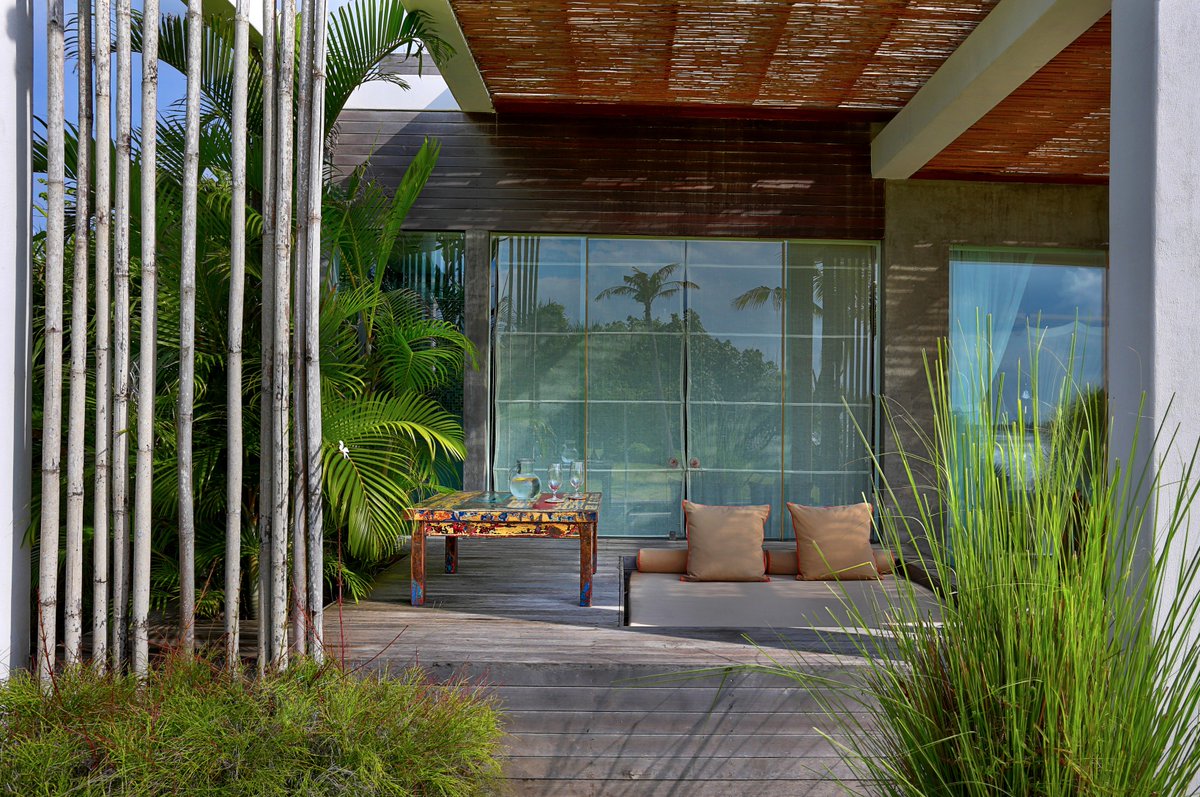 Today is the LAST day to take 20% off ALL #coffeetables! 
Use code 20offcoffeetables ➡ goo.gl/5I8dcl