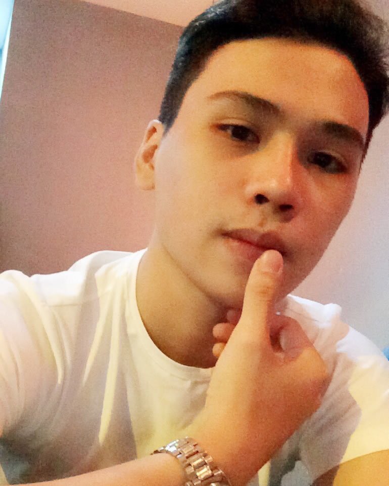 DickpicPinoy's tweet photo. Kinis!! Sarap dilaan!! https://t.co/KaXHWOyHYS