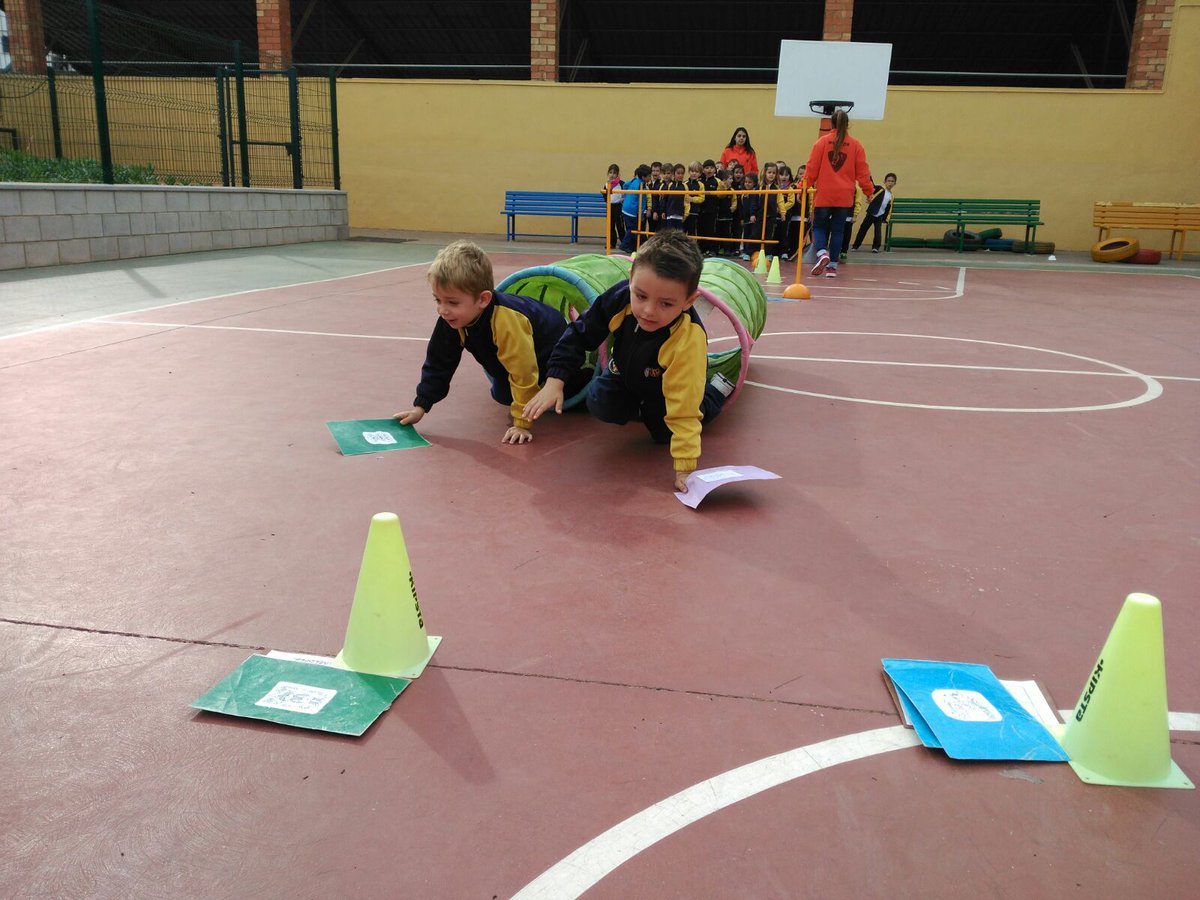 CarmelitasVila's tweet photo. INFANTIL
El projecte de "Màgia" hem acabat, 
en bruixes i mags en hem transformat! 

Gràcies @grupanimat1 per unes activitats tant màgiques! https://t.co/SlfQgO0EfJ