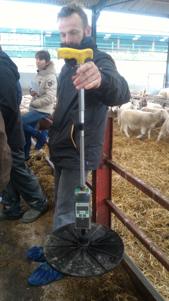 GautierIdele's tweet image. L&apos;herbomètre electronic suscite de l&apos;intérêt #robustagno @SRUCKirkton @ConsultingSAC #eip-agri