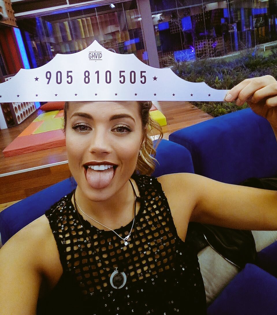 AlyEckmann's tweet photo. Vaya montaña rusa de emociones ayer pero estoy AGRADECIDA de seguir aquí con vosotros! @LamborghiniEM no llores mujer #vipdirecto #905810505 https://t.co/BDkWaaYmEJ