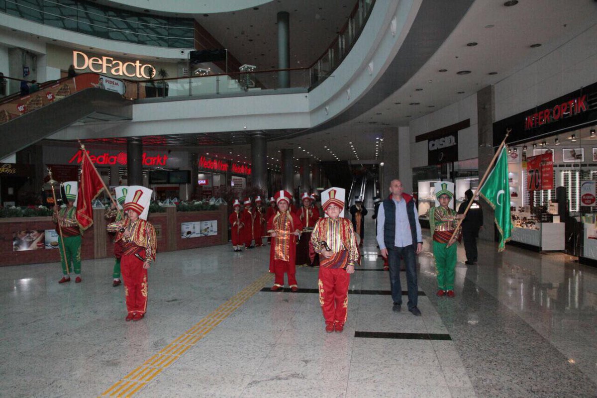 KEDEM'Lİ öğrencilerimizin hazırladğı 15Temmuz sergimzde Osmanlı'nın ayak seslerini yankılatan Mehter takımımıza teşekkr ederz <a href="/ikose42/">ismail köse</a>
