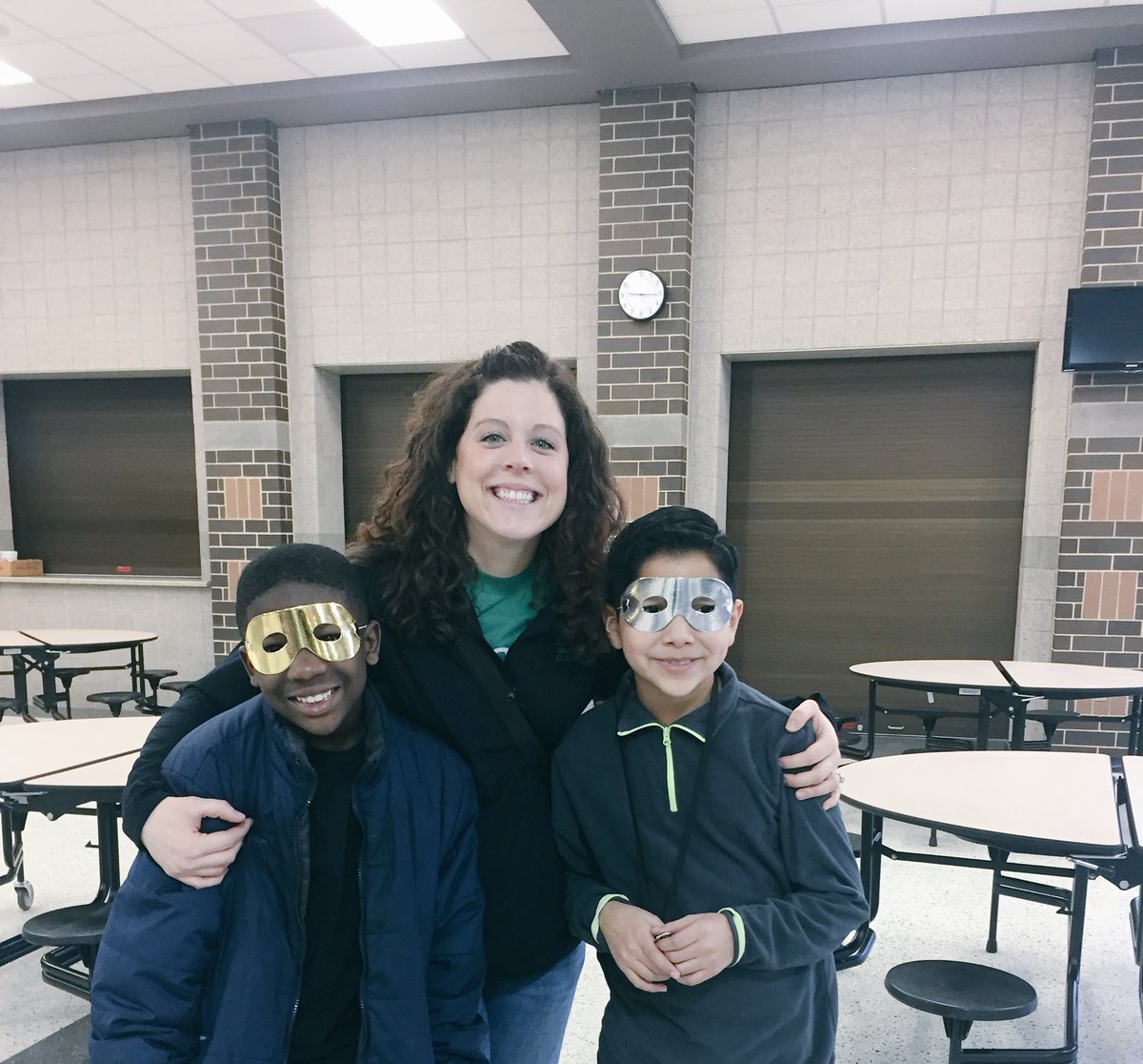 ShetlersClass2's tweet photo. What a great way to start our Friday!! So proud of my Run The Halls kids for joining in on the MAW run!! #concordpride https://t.co/VwPKINDwHV