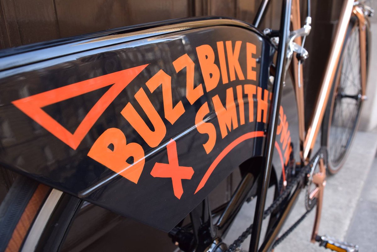 7DialsLondon's tweet photo. Cycling enthusiasts, stop by @B1866London on Earlham St. this weekend to check out Buzzbike x Smithtown's stunning copper edition bicycle. https://t.co/nGmNiPrJmC