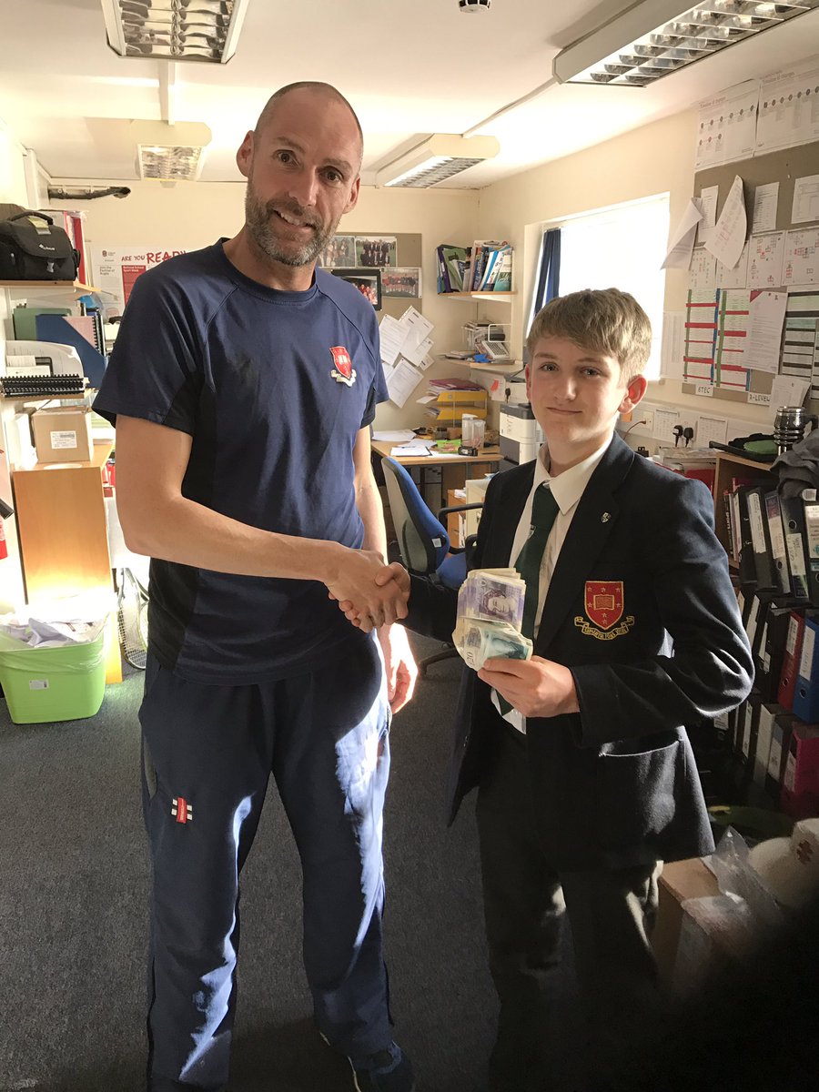 George Hughes raised £250 for the <a href="/jessicagauntley/">TheJHFoundation</a> foundation and the school Kenya trust by walk/run/swim the distance to Dubai @SportTrent