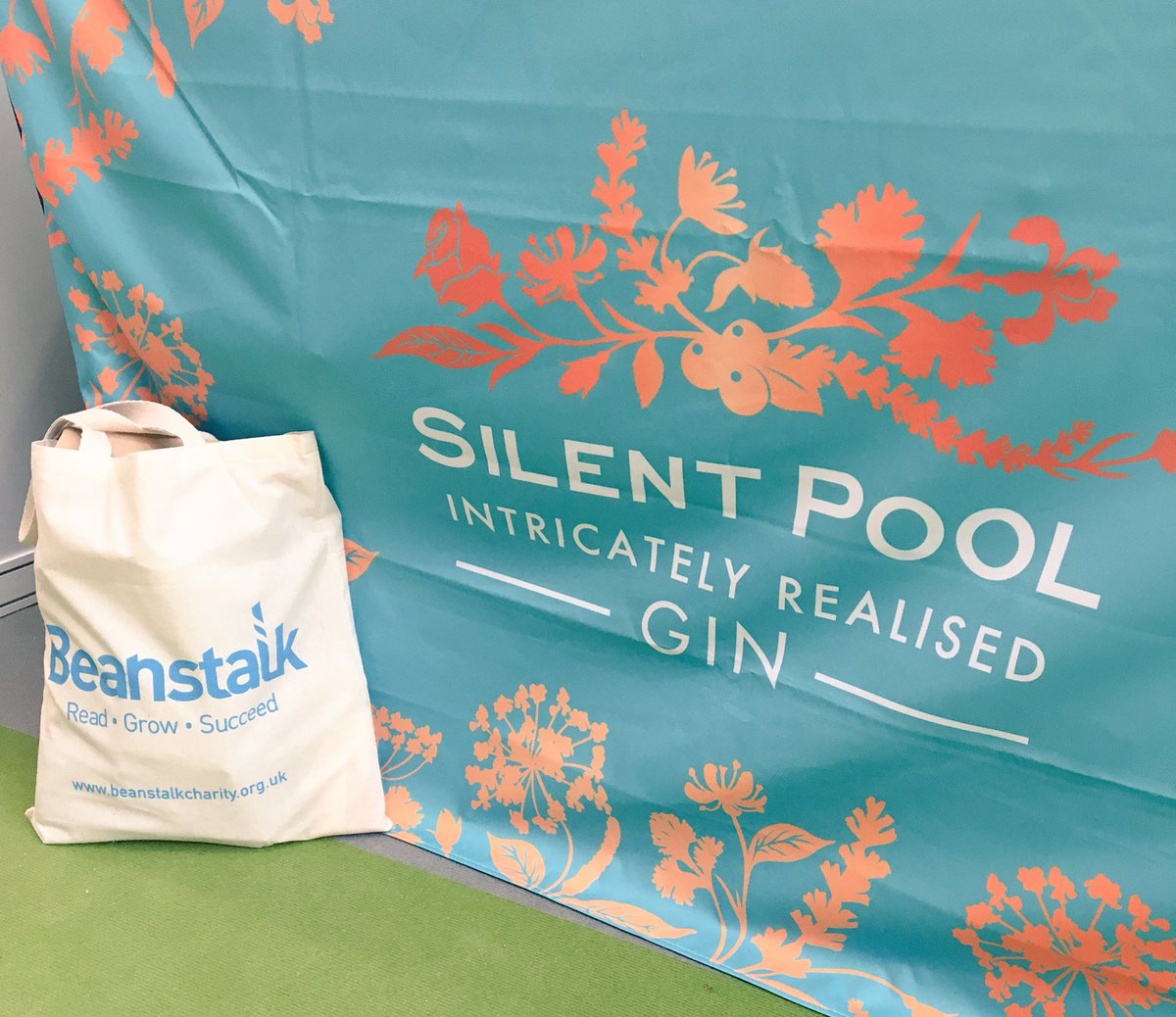 BeanstalkLDN's tweet photo. Our @beanstalkreads book bags are even taking in the Gin @SilentPoolGin at @theWIfair #itsallaboutthemerch #allgreatstorieshaveabeGINning πΈπ https://t.co/VjpZXeLEup