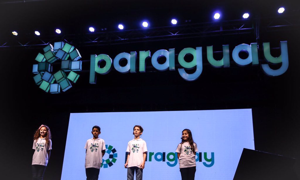 Horacio_Cartes's tweet photo. Por primera vez Paraguay tendrá su marca país, esto ayudará a fortalecer la integración de nuestro país al mundo. #SomosParaguay https://t.co/AipSkfCPo7