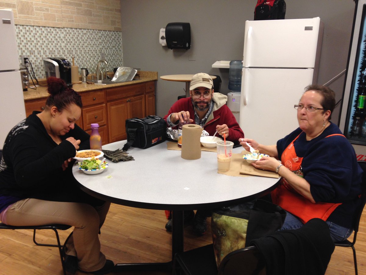 Soup &amp; Salad day <a href="/2682/">しゅん</a>
Homer Fund Fundraiser <a href="/elazielinska11/">Ela</a> <a href="/DanielleKida1/">Danielle Dion Korell</a> <a href="/WorrellJay/">Jay Worrell</a>