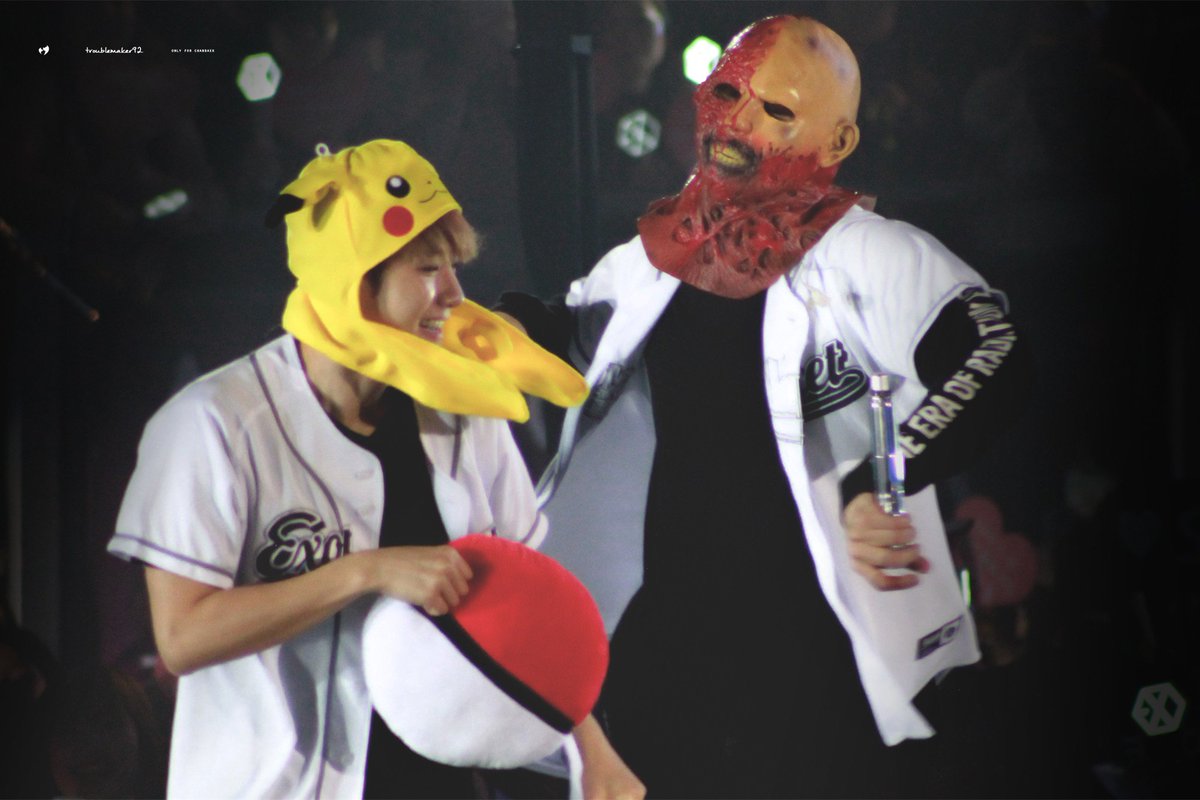 ChanHomeTH's tweet photo. 170211 #CHANYEOL #BAEKHYUN at EXO'rDIUM in HK D1_2
Cr.TroubleMaker92
https://t.co/2r7ppm6e65
https://t.co/NzYR7flCQA
https://t.co/U84GHWDRsy https://t.co/yISMpnbLW5