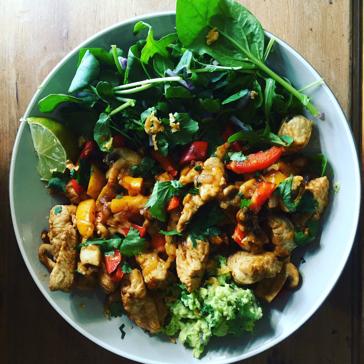 RichCfitness's tweet photo. Turkey fajitas, hold the fajitas #cleaneats #nocarbs #HealthyLiving #guacattack #nutrition #fatloss #bodyfuel https://t.co/NBik1OJPjW