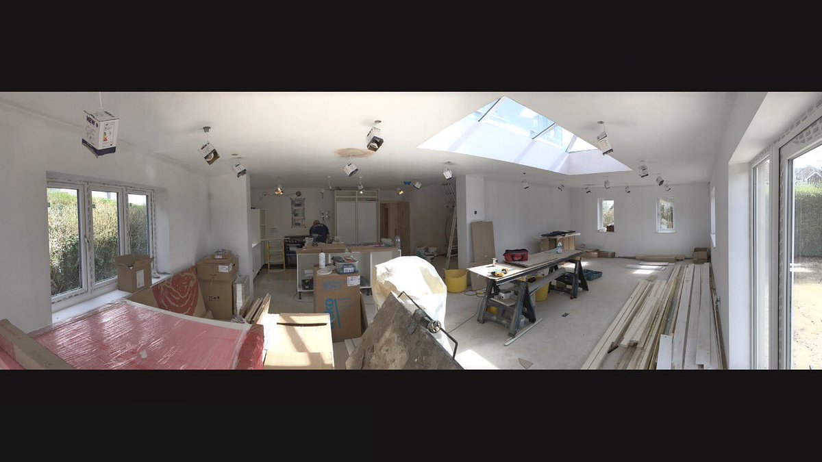 JPA_Design's tweet photo. Quick update on the Emsworth seafront job which is really progressing nicely #newbuild #openplan #kitchendiner 🤙🏻 https://t.co/hqgmLb47gx