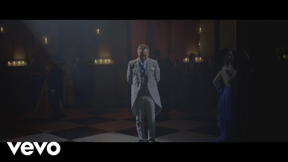 ¡Llegó el nuevo video de <a href="/CristianCastro/">Cristian Castro</a>! #SimplementeTú buff.ly/2opb7nx