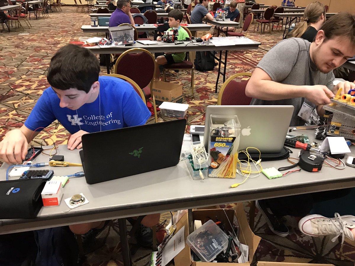 <a href="/UK_ECE/">UK Electrical and Computer Engineering</a> <a href="/UKEngineering/">Engineering UK</a> #IEEE student branch working to get their robot ready for the #southeastcon17 hardware competition