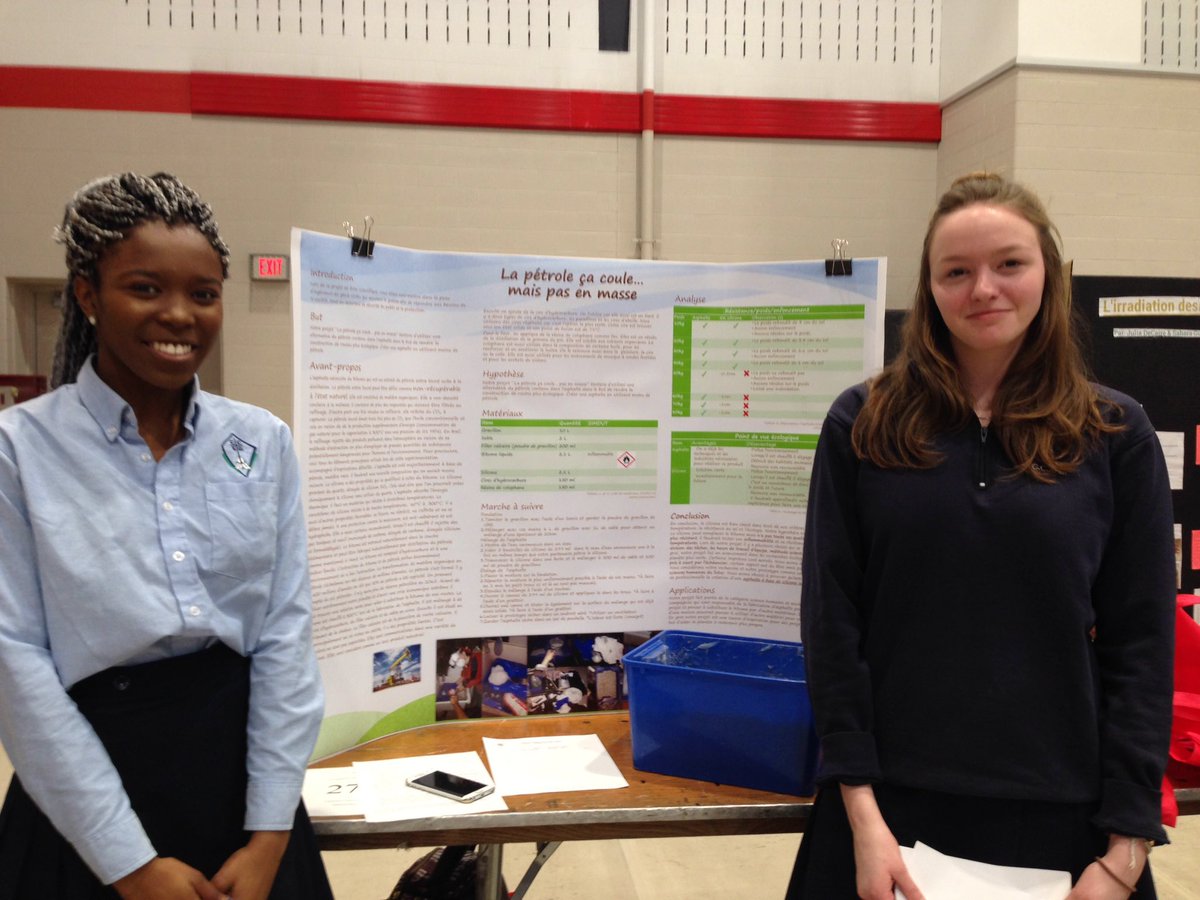 CCSG_CS's tweet photo. A @ucarleton pour la foire scientifique régionale. #concentrationscientifique #samfierte https://t.co/ajsuk47YR9