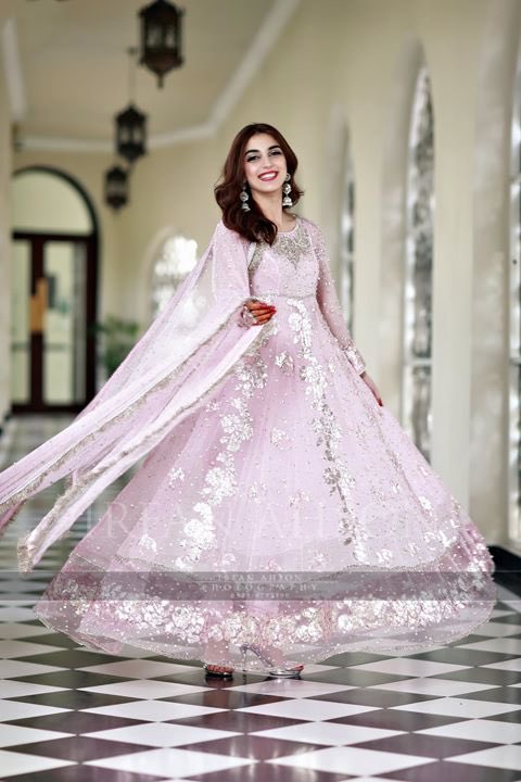 mangobaaz's tweet photo. Maya Ali Looks Like She Stepped Right Out Of A Dream And We Can't Help Saying, "Damn Girl":
https://t.co/dKtcZg2xzE https://t.co/T1c4ylJE2V