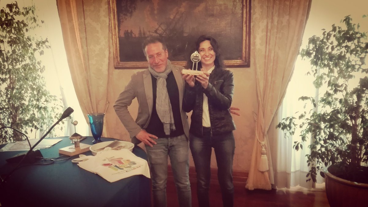 menorifiuti's tweet photo. Vincitore categoria #Associazioni #SERR2016 #EWWR @PotsyMonsignori #PlasticFoodProject premiato da @LegambienteOnlus https://t.co/Wvx0jBZvtF