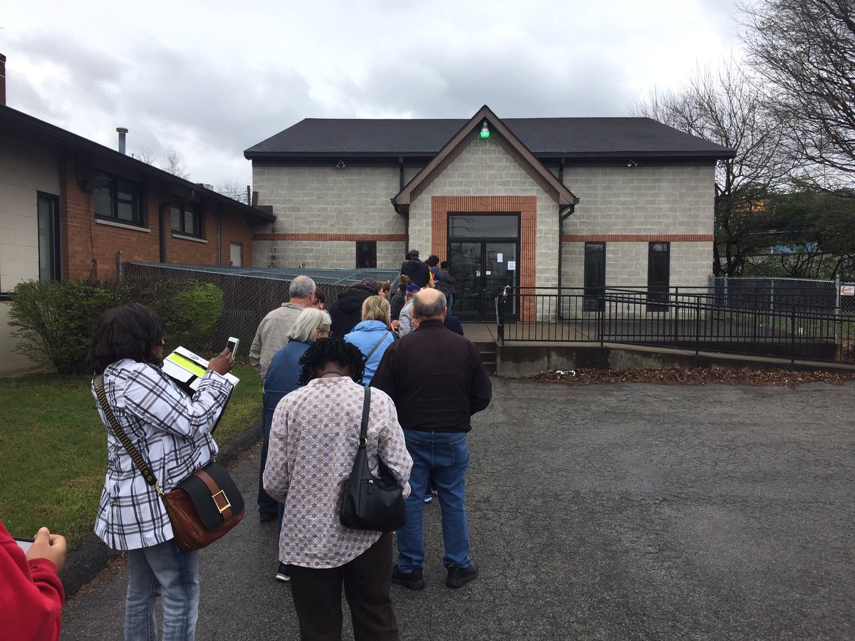 Joe_Gerth's tweet photo. The line waiting to get into St. Augustine's fish fry when I got here at 10:58. It opens at 11. https://t.co/N2qHOf5AMm