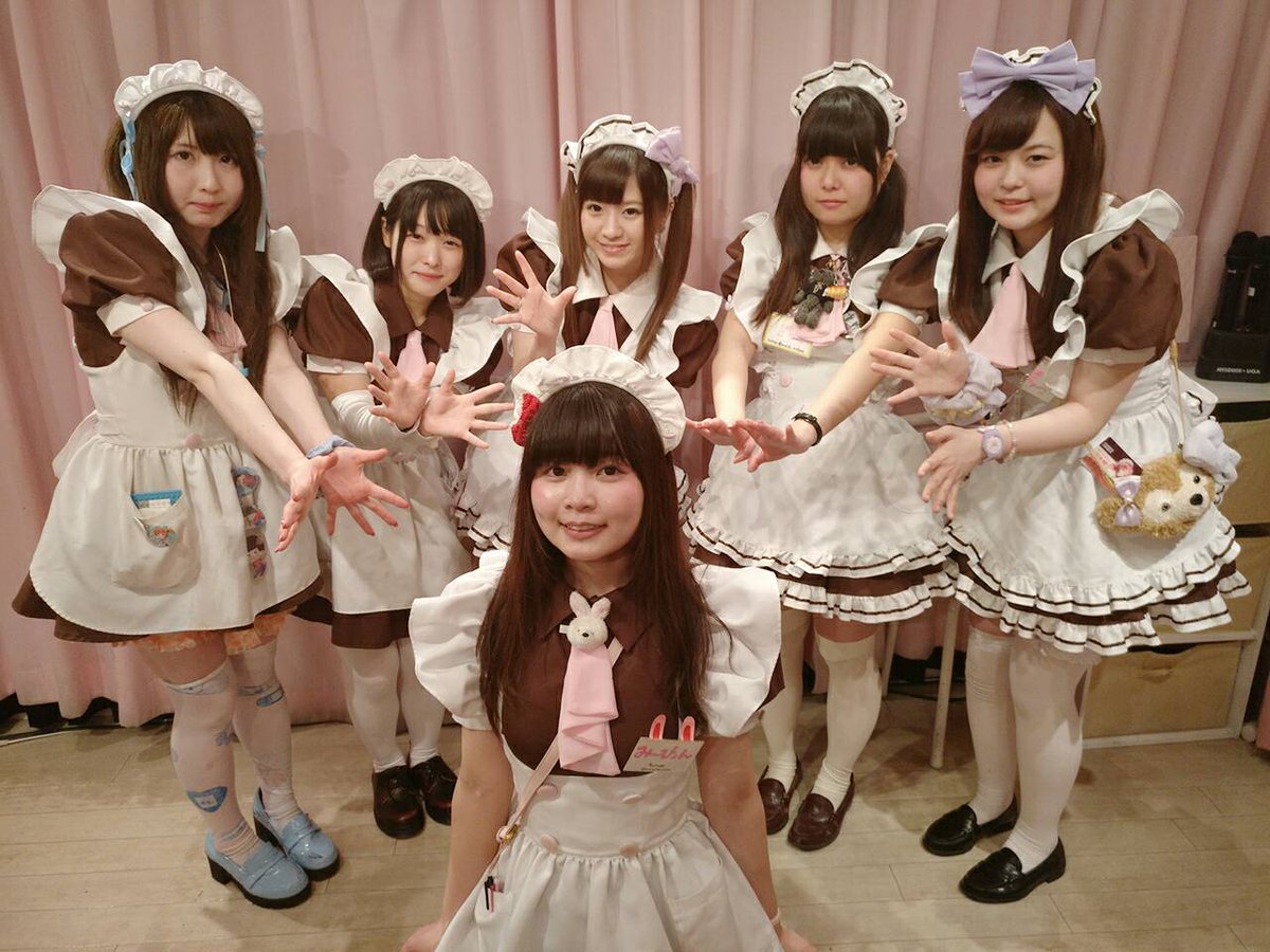 近藤あさみ　メイドコスプレ あっとほぉーむカフェ 新人メイド服