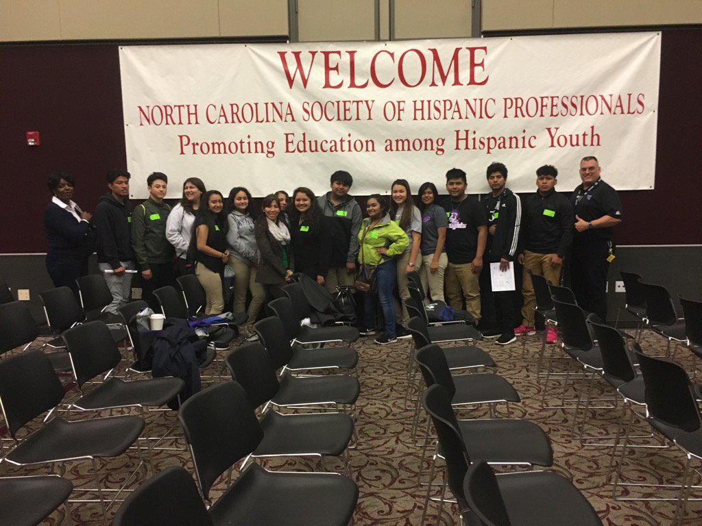 EstersKimbrie's tweet photo. East and West Bladen High School ~ Hispanic Educational Summit 2017 https://t.co/vmcpVZdflV