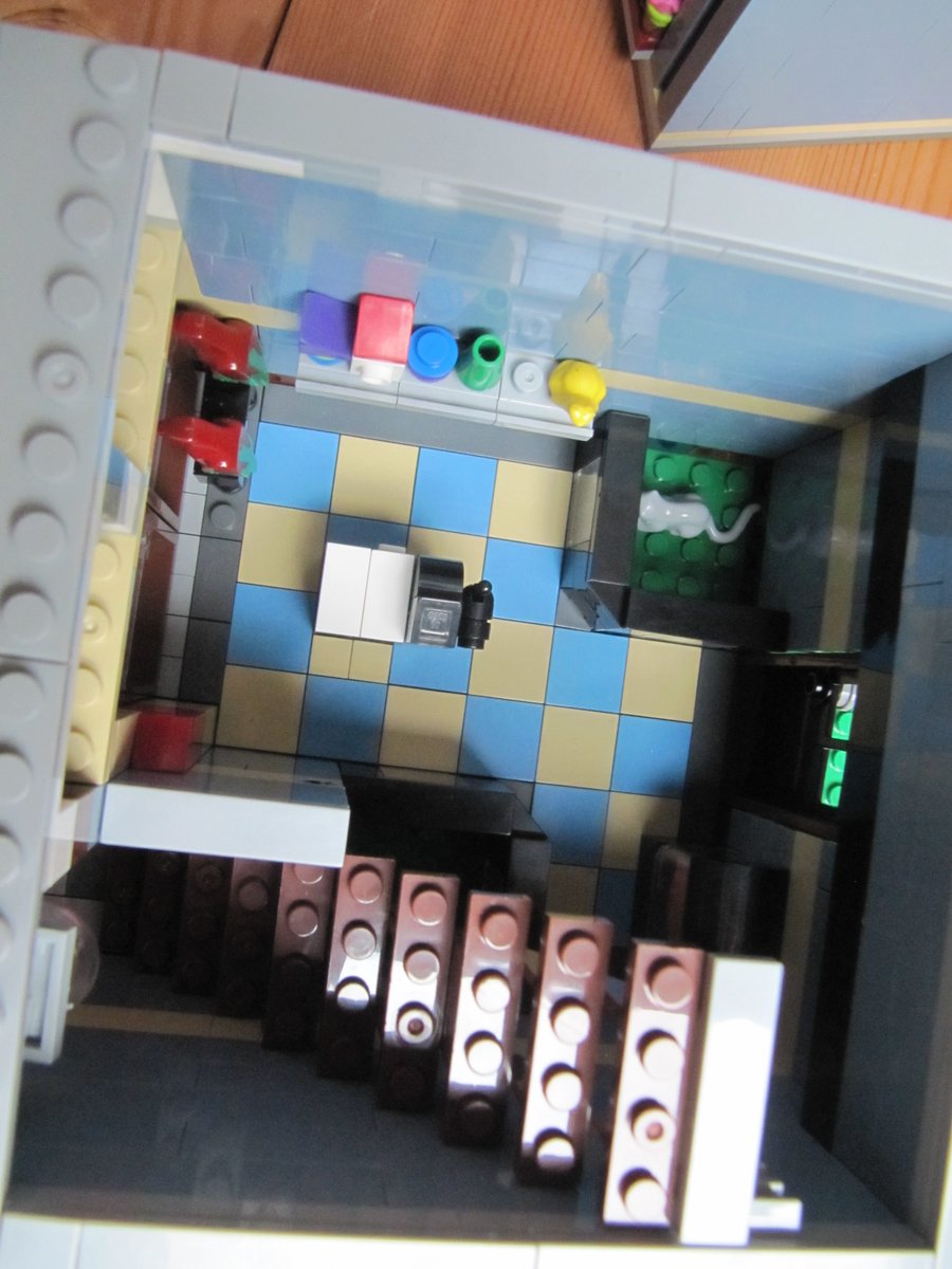 Alt_Bricks's tweet photo. #LEPIN 15009 #PetShop #Creator #Modularbuilding jetzt im Alternative Bricks Blog Review! 100% #LEGO kompatibel https://t.co/PraMX5zvHb https://t.co/uJYkRkX4jM