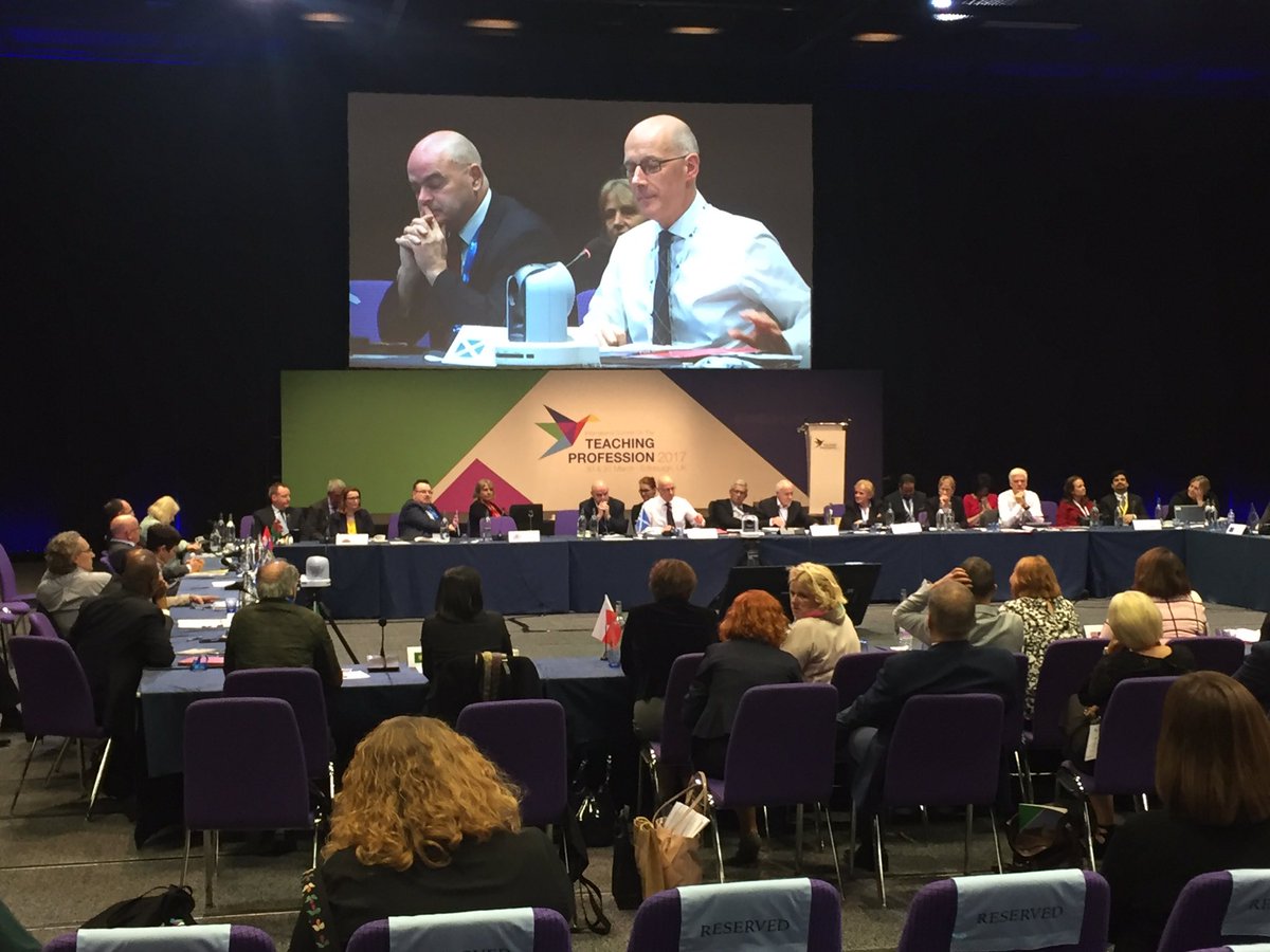 DFM <a href="/JohnSwinney/">John Swinney</a> delivers closing remarks on the final day of #ISTP2017. Tune in live at istp2017.uk/programme/webc…