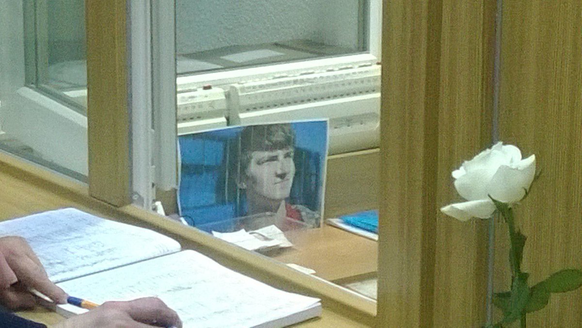 belarus_price's tweet image. 21 век, Беларусь, Болонский процесс

Руководство БГПУ отчислило @kris_minsk за акции протеста

И ДАЛИ ОХРАНЕ ЕГО ФОТО, ЧТОБЫ НЕ ПУСКАТЬ