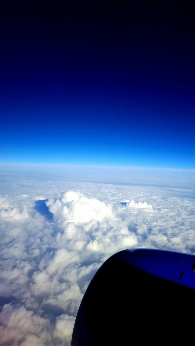 DayAngus's tweet image. Just getting lost in clouds #wheelsup #notlookingback #peaceout