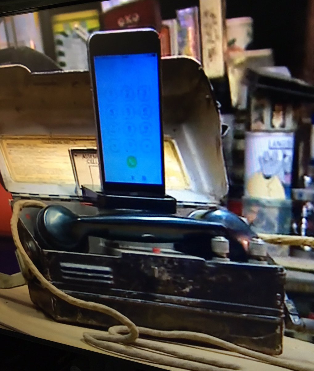 <a href="/ReckageAtHome/">Reckage</a> just seen you on the telly @MonForNothingS3 great cool telefunken that 📞☎️