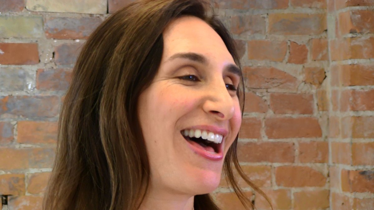 thePMCF's tweet image. Did you see this @TonicMagazine story about @Yoga2CC featuring @missnisfox? Check it out here: bit.ly/2ogfKUk #ConquerCancer