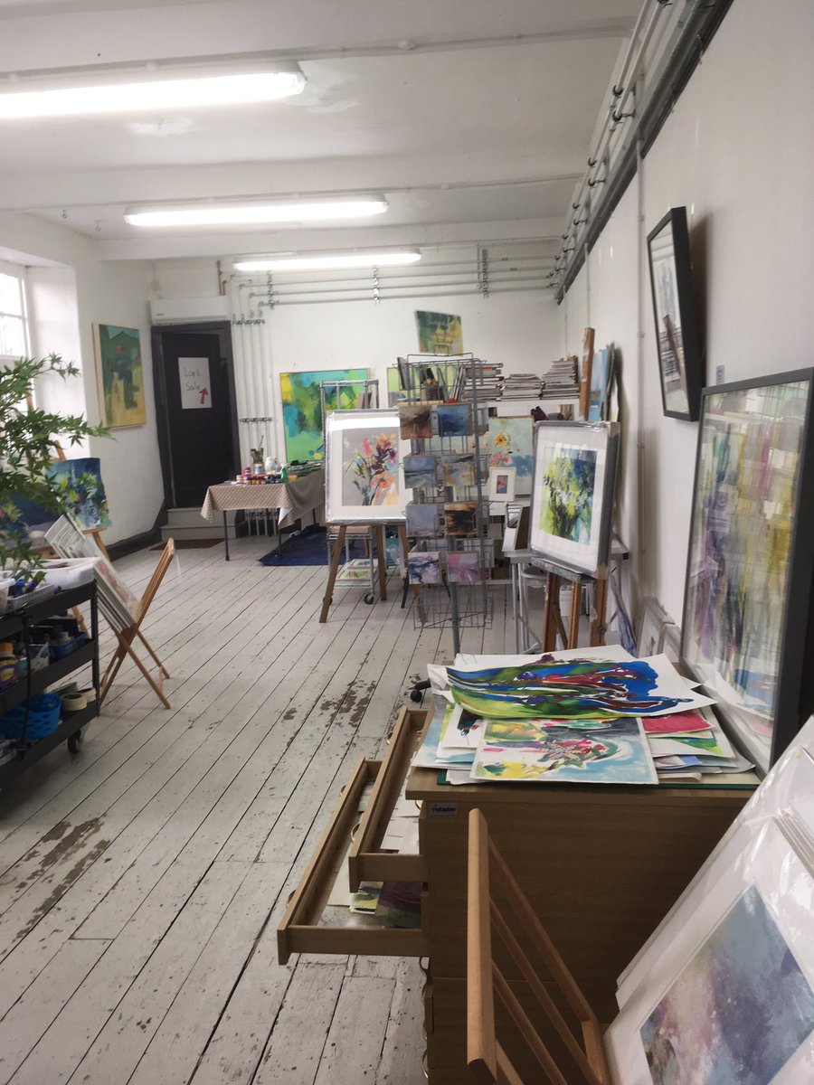 soph_lakes's tweet photo. @FactoryKendal is #theplacetobe now til Sunday #openstudio event in #Kendal #Cumbria #LakeDistrict @painterjanette stunning #botanical #art https://t.co/Nc9vu2cJqX