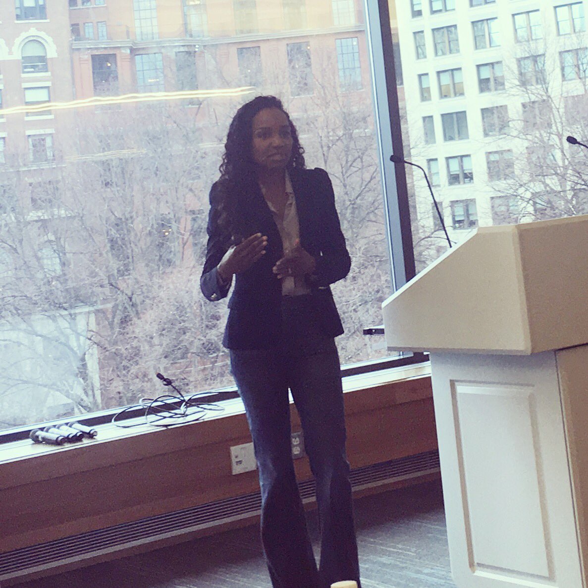 erenimarkos (@erenimarkos) on Twitter photo Renne 'wonder woman' Gosline talking behavioral science <a href="/SuffolkMKT/">Suffolk Uni Marketing Dept.</a> #btheg17 Renne 'wonder woman' Gosline talking behavioral science <a href="/SuffolkMKT/">Suffolk Uni Marketing Dept.</a> #btheg17