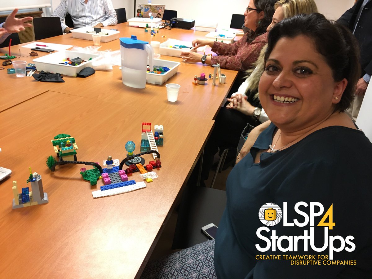 LSP4StartUps's tweet photo. Diversión en serio el pasado jueves con las increíbles empresas en @TodoNetworking ! https://t.co/1TJ31IUW4L