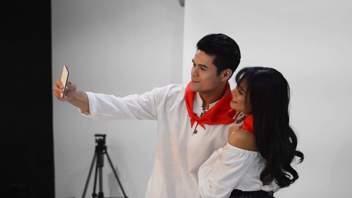 unicorngelie's tweet image. Sana po meron na silang mga mall shows, lalo na dito sa DVO. Thanks myphone, sana daan na to para sa mas malalaki pang projects for #DEVJON