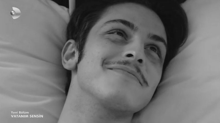 dreamtrapx's tweet photo. Benden bukadar böyle ikilemle yaşamak istemiyorumHOŞÇAKALIN SHİPPERLAR  #HiLeon Fandom kaçar Hoşçakalın inş HilalLeon Sanada hoşcakal NURAN😢 https://t.co/ZcnSfLaazx