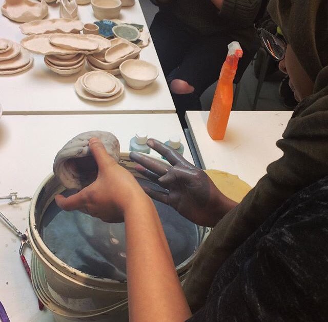 I_P_B_S_A (@i_p_b_s_a) on Twitter photo Farwa Moledina <a href="/MyBCU/">Birmingham City University</a> student, glazing one of her ceramic pieces the other week, working closely with artist Mark Essen! Farwa Moledina <a href="/MyBCU/">Birmingham City University</a> student, glazing one of her ceramic pieces the other week, working closely with artist Mark Essen!