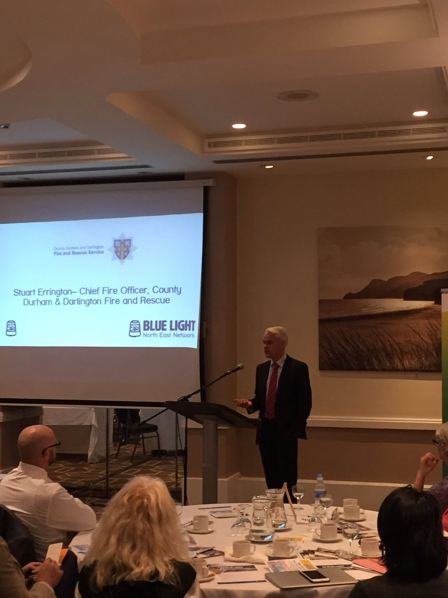 @CFO_CDDFRS Stuart Errington discussing the importance of mental health support for blue light personnel at the <a href="/NEbluelight/">NE Blue Light</a> learning event.