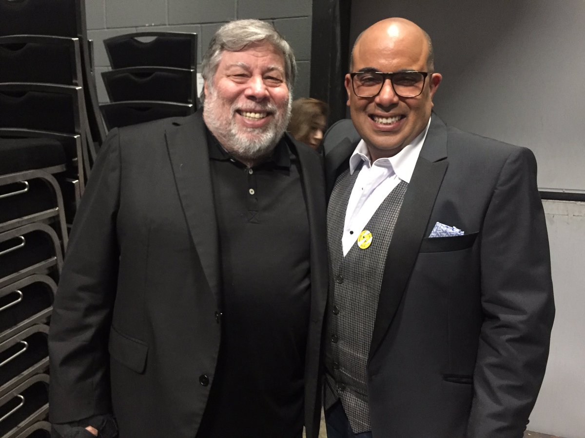 RealBassemHamdy's tweet photo. #GBK17 the Woz - co-founder of #Apple at Groundbreak with #procoretech https://t.co/iUtPTv1N65