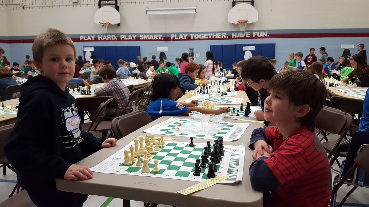ssutton001's tweet photo. @venditti_LDSB @SarahBethSutton @Welborne_LDSB @KBoriotis 

Dylan and Harrison playing at 2017 Chess Tournament https://t.co/2NkJBjgo0I