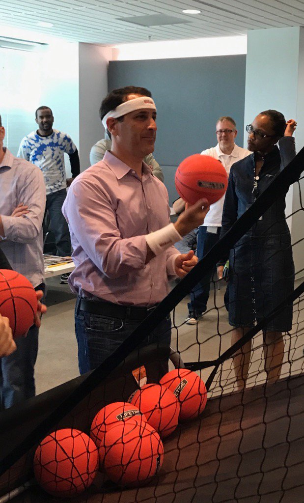 JodiDChavez's tweet photo. Who has the coolest CIO in the business? Tech and ball skills! @Stukalsky @RandstadUSA #leadwithfun https://t.co/BxGwU7HLJN