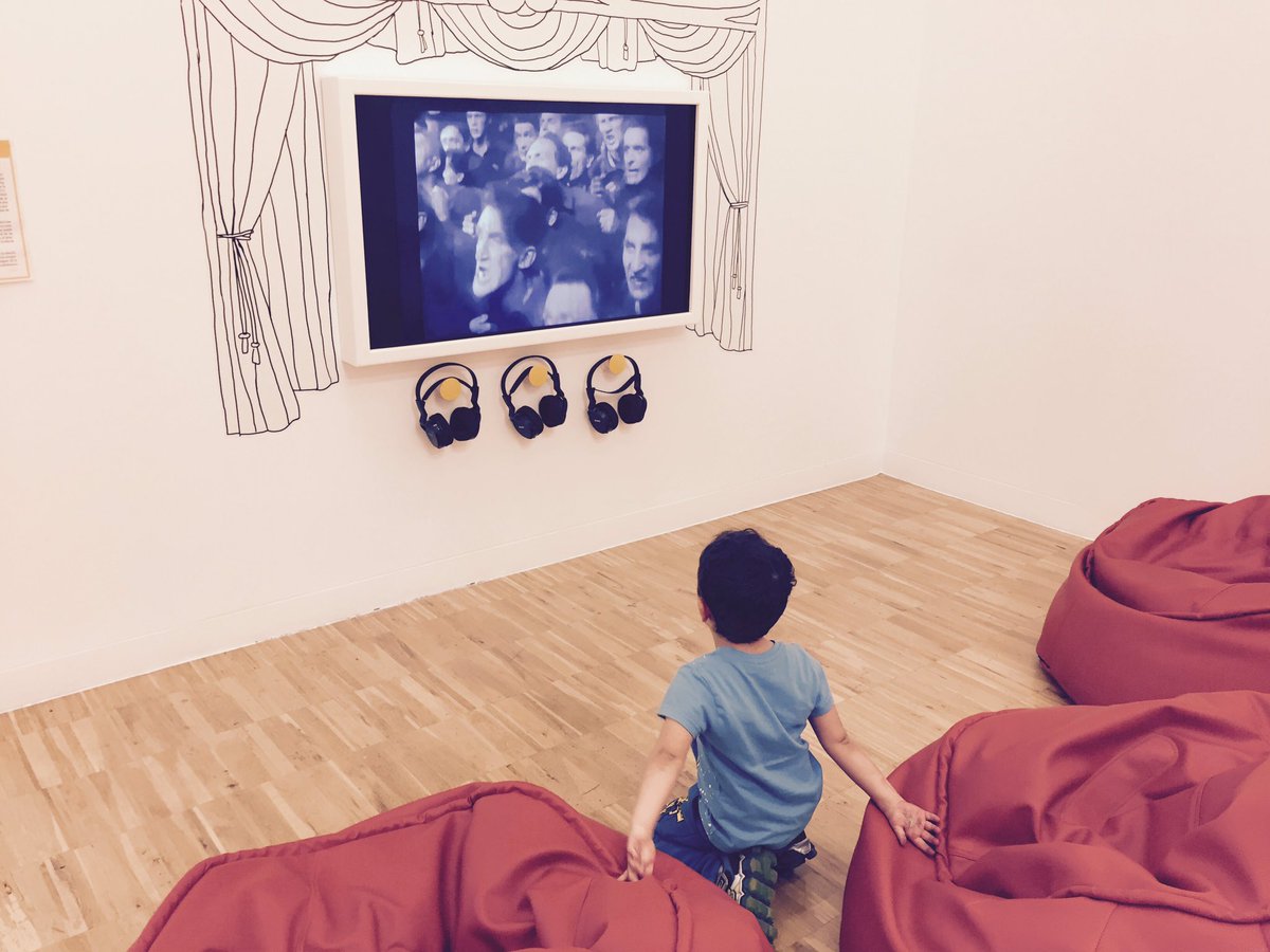 IrmaCervino's tweet photo. El @CabildoTenerife abre el nuevo #MiniTEA que triplica su espacio en @teatenerife. De martes a domingo de 10:00 a 20:00 #Tenerife2030 👧🏻👦🏽 https://t.co/ipPUpw34mP