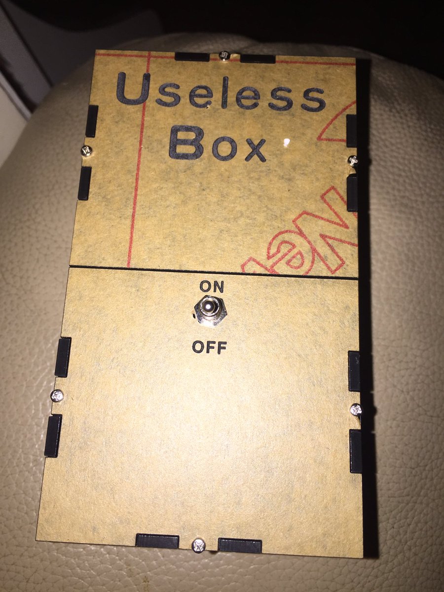 FastBud's tweet image. Wifey dear, bought me something I&apos;ve wanted for ages, it&apos;s brilliant #uselessbox