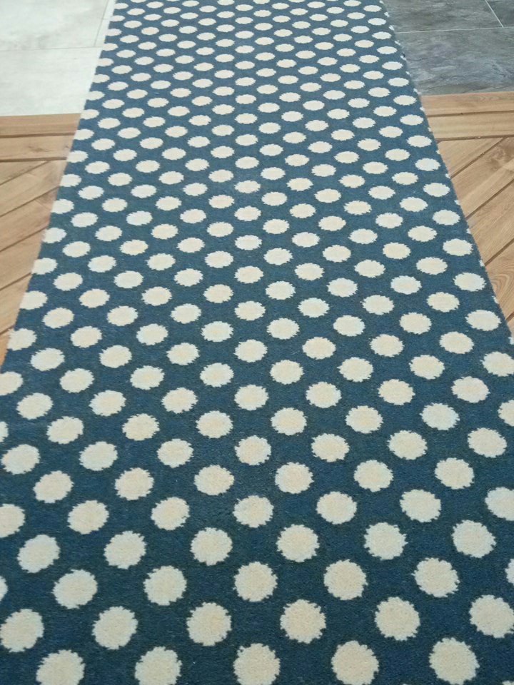 #quirkyb #custommadecarpet #duckegg #spotty #dotty #wool #quality #selectacarpets #alternativeflooring #wn4