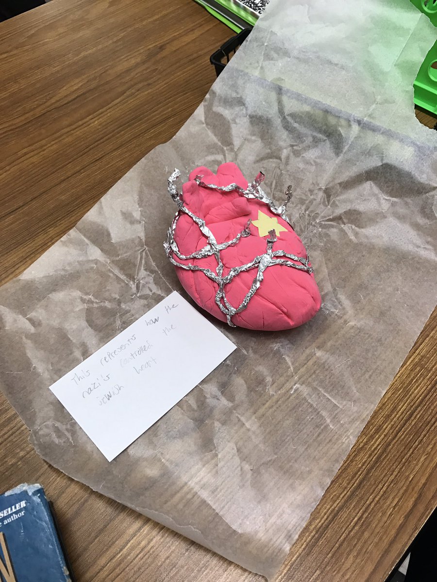 thisgirlbrimass's tweet photo. Pt 3.Student Holocaust symbolism projects! Completely blown away by their creativity!☺️#frenshare @FrenshipMS #FMSELAR #holocaust #symbolism https://t.co/4Uvk61ql3U