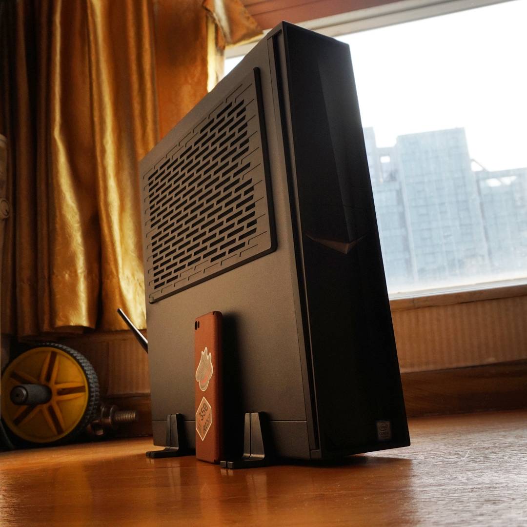 Ebinn17's tweet photo. 4th PC Build.. #itx https://t.co/pSWWy3eCoM