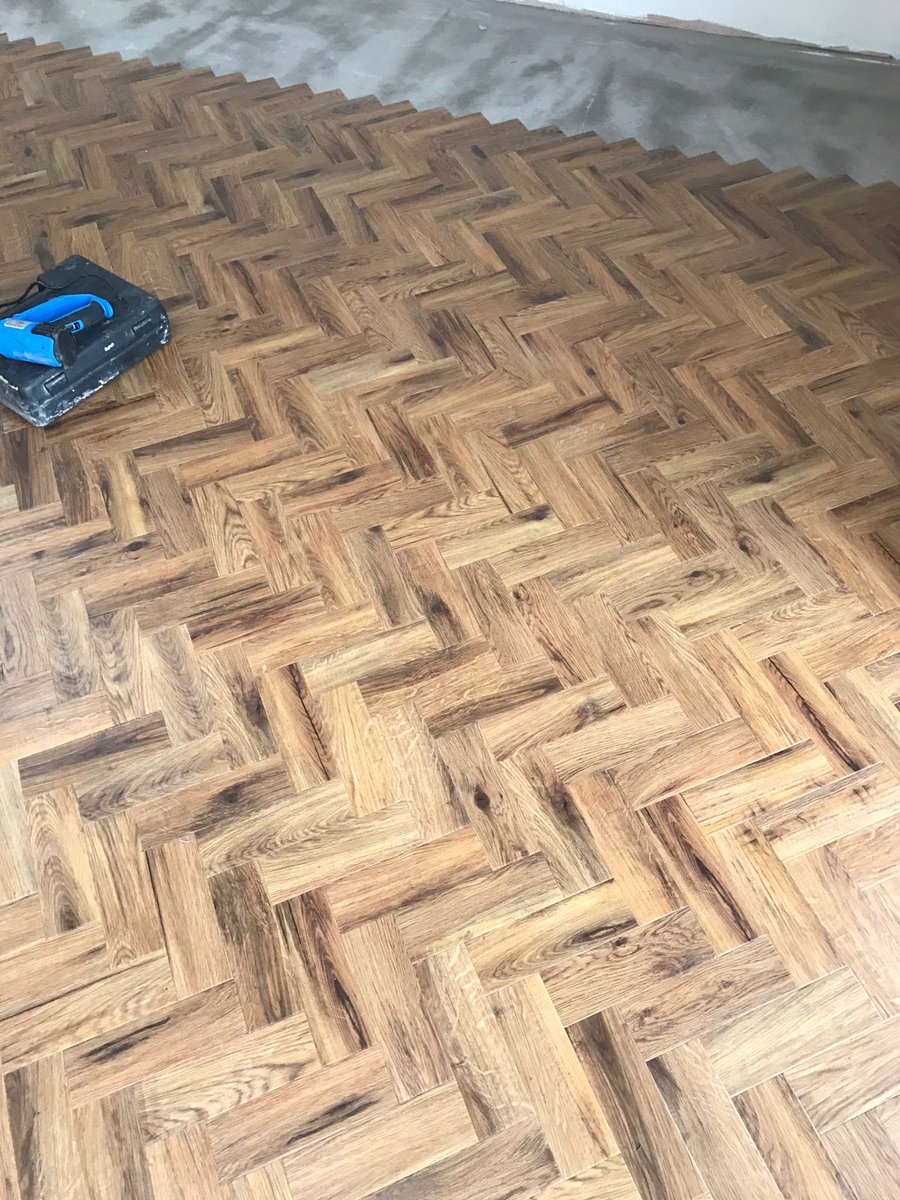 Happy customer with their #Karndean #artselect <a href="/KarndeanFloors/">Karndean Designflooring</a> #selectacarpets #leigh #warrington #