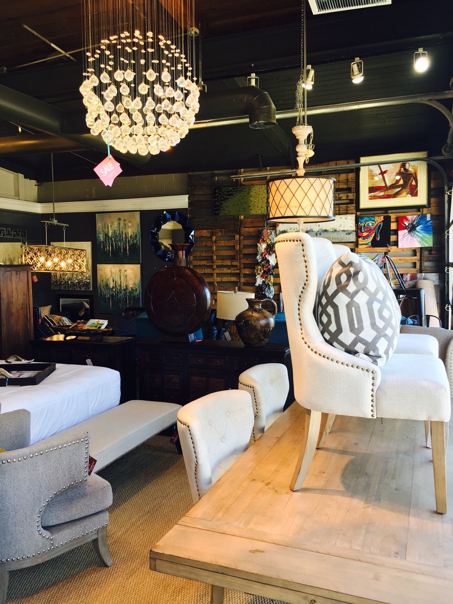 RiteatHome's tweet photo. Traffic maybe a mess in the A-T-L, but not to worry, just take a seat...Rite At Home! https://t.co/ppAjU9PmGk