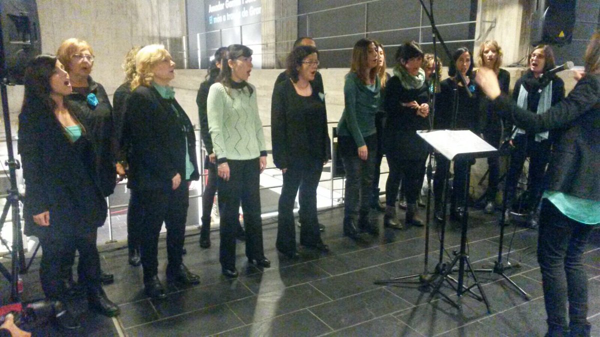 CorGospelRock's tweet photo. Quin gust cantar al @MuseuG acompanyats x @sergirodrim hem gaudit moltíssim! Cada dia més i millor😊🎶🎤🎹@OPENNIGHTGRN @GranCentre https://t.co/OhdBF40hVj