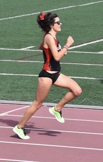 Kileyruns's tweet photo. Sprinting into the weekend like: https://t.co/TJ4nfLpuvg